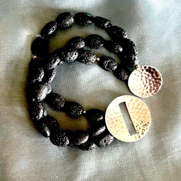 Silpada Vintage.925 Sterling Silver Black Lava Bracelet Gorgeous Closure Detail - Picture 1 of 7